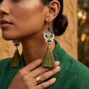 Mexican earrings chaquira SKULL  desing day of the dead 3X1 Inches